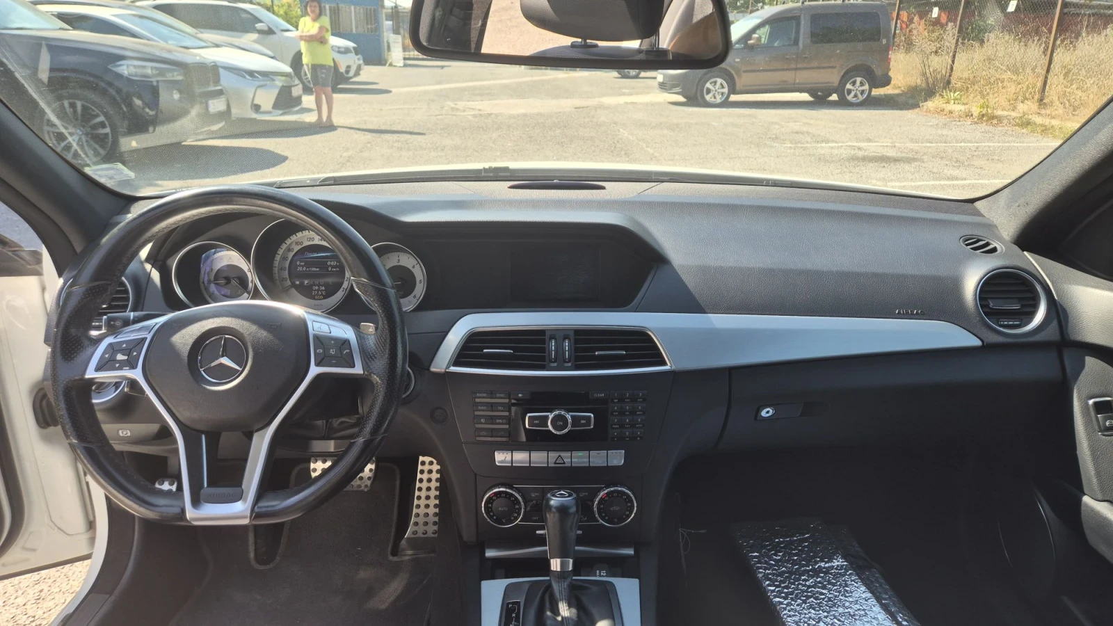 Mercedes-Benz C 180, снимка 11 - Автомобили и джипове - 55554409