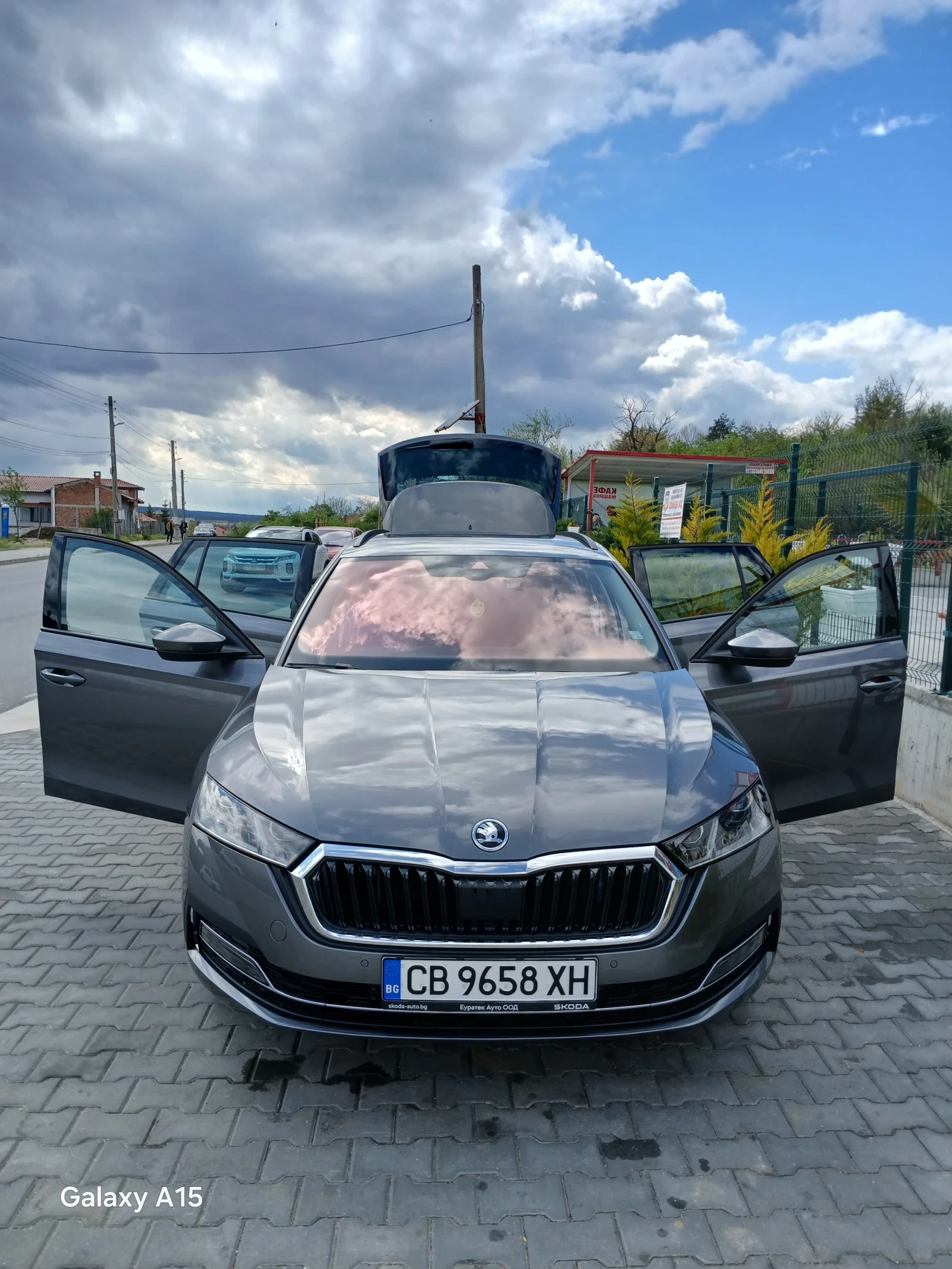Skoda Octavia Едишан