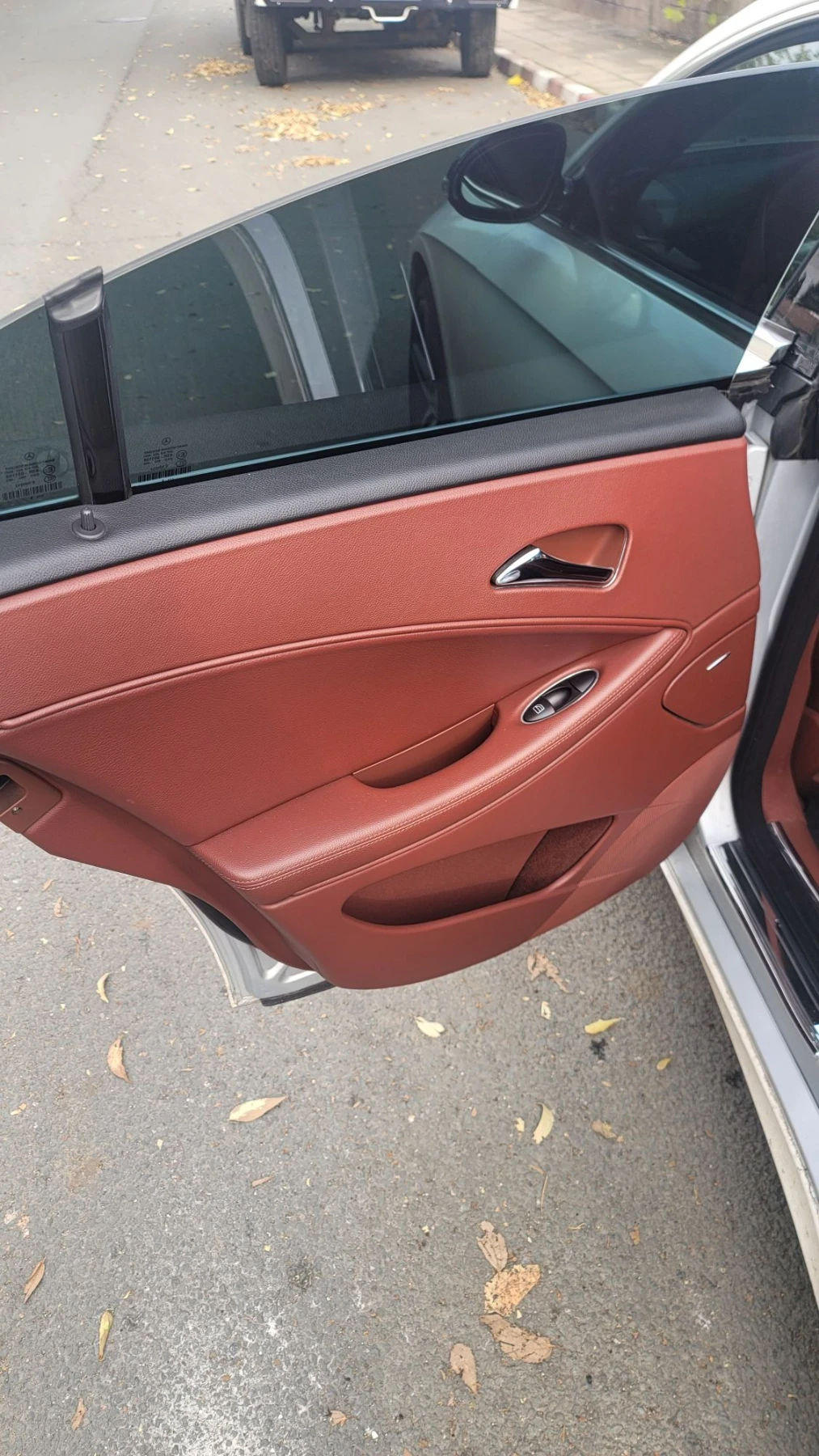 Mercedes-Benz CLS 500 | Mobile.bg � ����������� 13