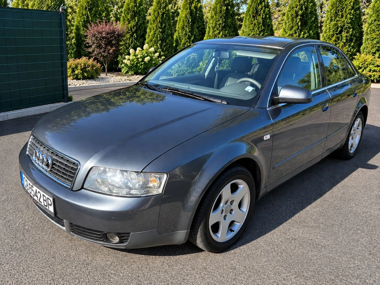 Audi A4 2.0 130кс. ГАЗ! + Зимни гуми! 
