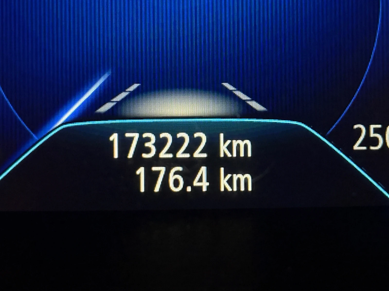 Renault Talisman, снимка 13 - Автомобили и джипове - 56429402