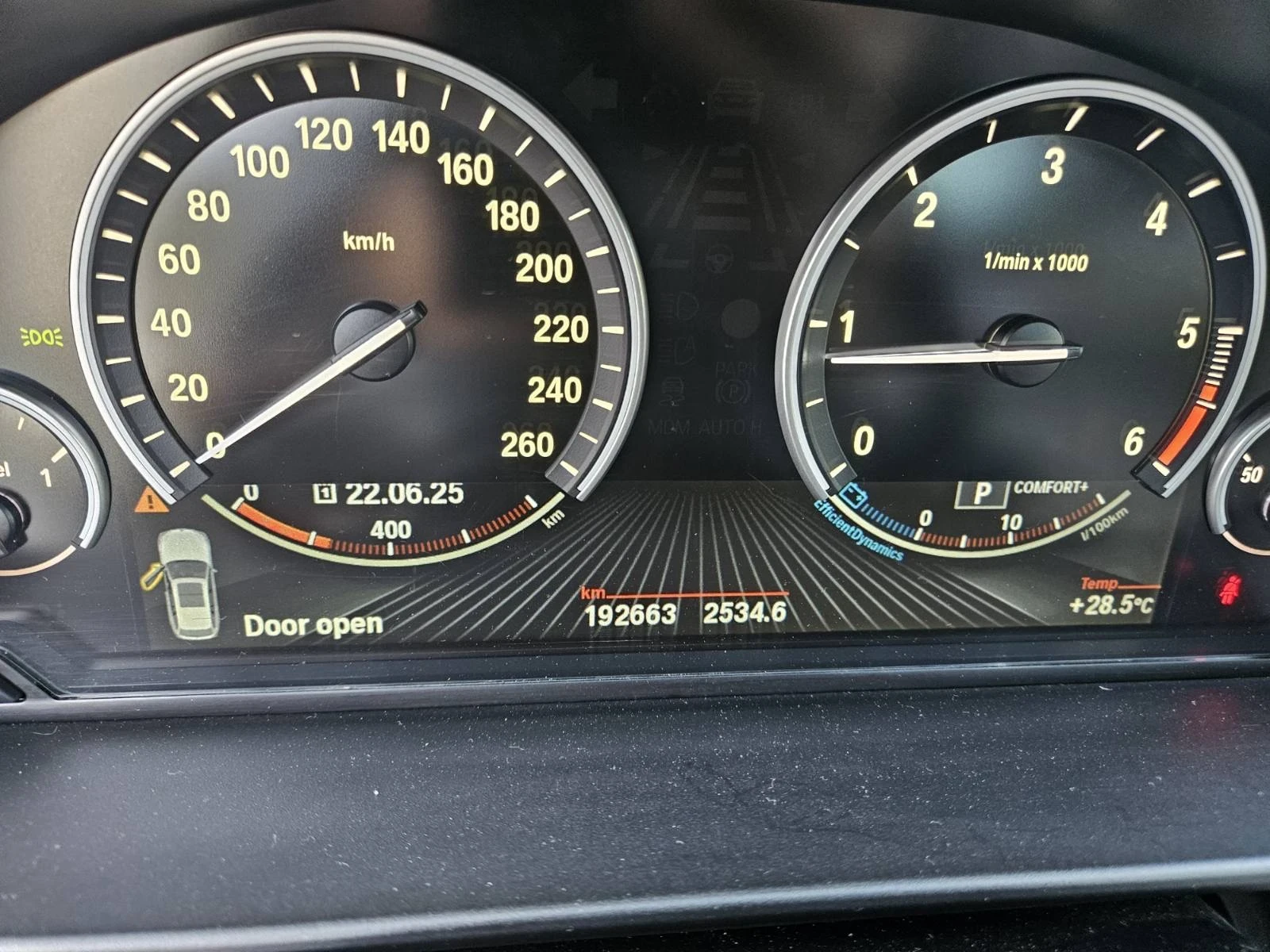 BMW 520, снимка 11 - Автомобили и джипове - 56645278