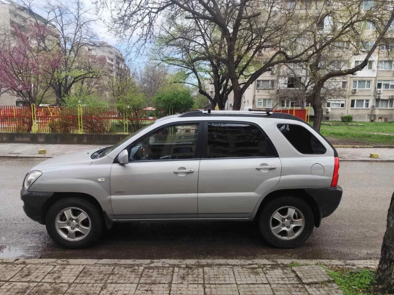 Kia Sportage, снимка 3 - Автомобили и джипове - 52656080