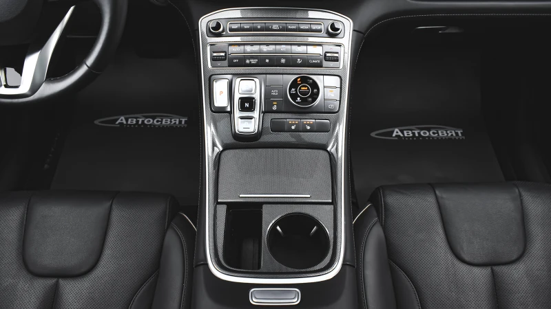 Hyundai Santa fe 1.6 T-GDI EXCLUSIVE Hybrid 6+ 1 seat 4x4 Automatic, снимка 11 - Автомобили и джипове - 52648420