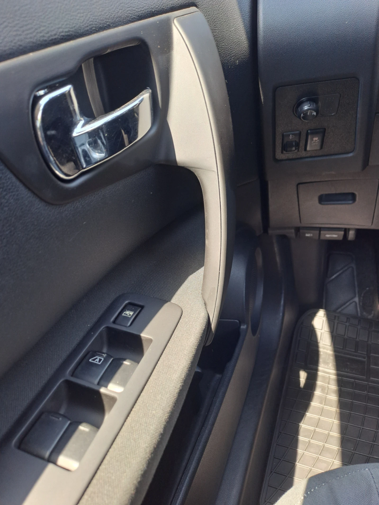 Nissan Qashqai + 2 Facelift 7����� | Mobile.bg � ����������� 11