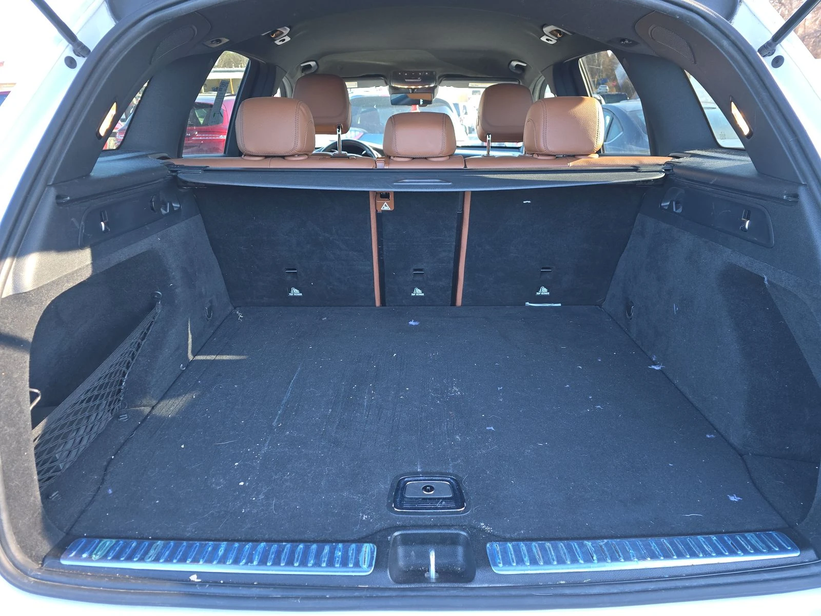 Mercedes-Benz GLC 300 4MATIC, снимка 15 - Автомобили и джипове - 53774055