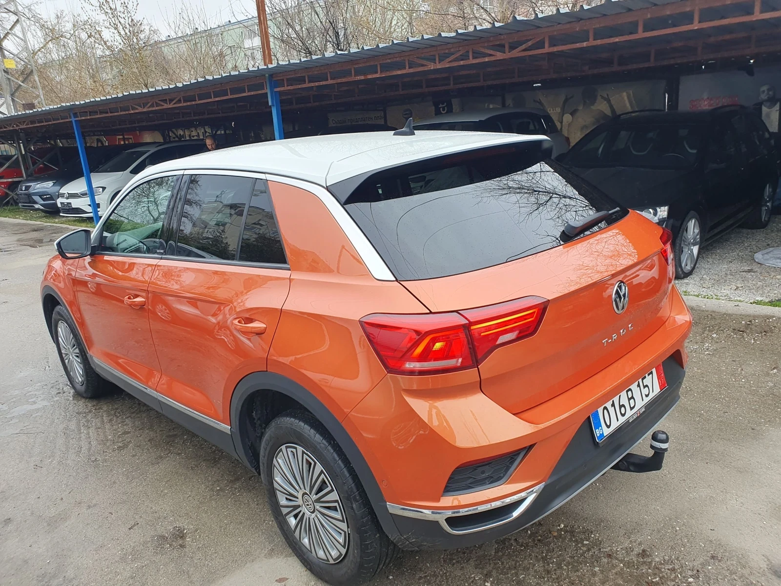 VW T-Roc 1.6 TDI  NAVI PODGREV KAMERA 6 skr. IQ. DRIVE, снимка 5 - Автомобили и джипове - 53889080