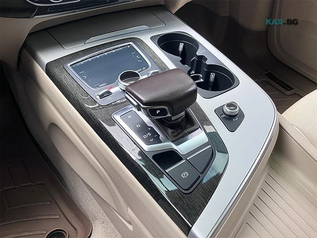 Audi Q7 QUATTRO* PROGRESIV* KEYLESS АвтоКредит(ЦЕНА ДО БГ), снимка 12 - Автомобили и джипове - 54777594