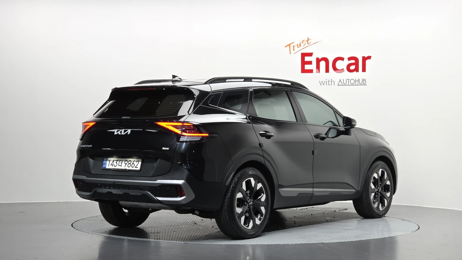 Kia Sportage 4х4* SIGNATURE* KRELL* DIS* 360* ОБДУХ* КРАЙНА ЦЕН, снимка 3 - Автомобили и джипове - 55572976