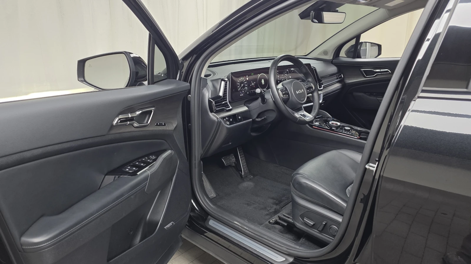 Kia Sportage 4х4* SIGNATURE* KRELL* DIS* 360* ОБДУХ* КРАЙНА ЦЕН, снимка 9 - Автомобили и джипове - 55572976