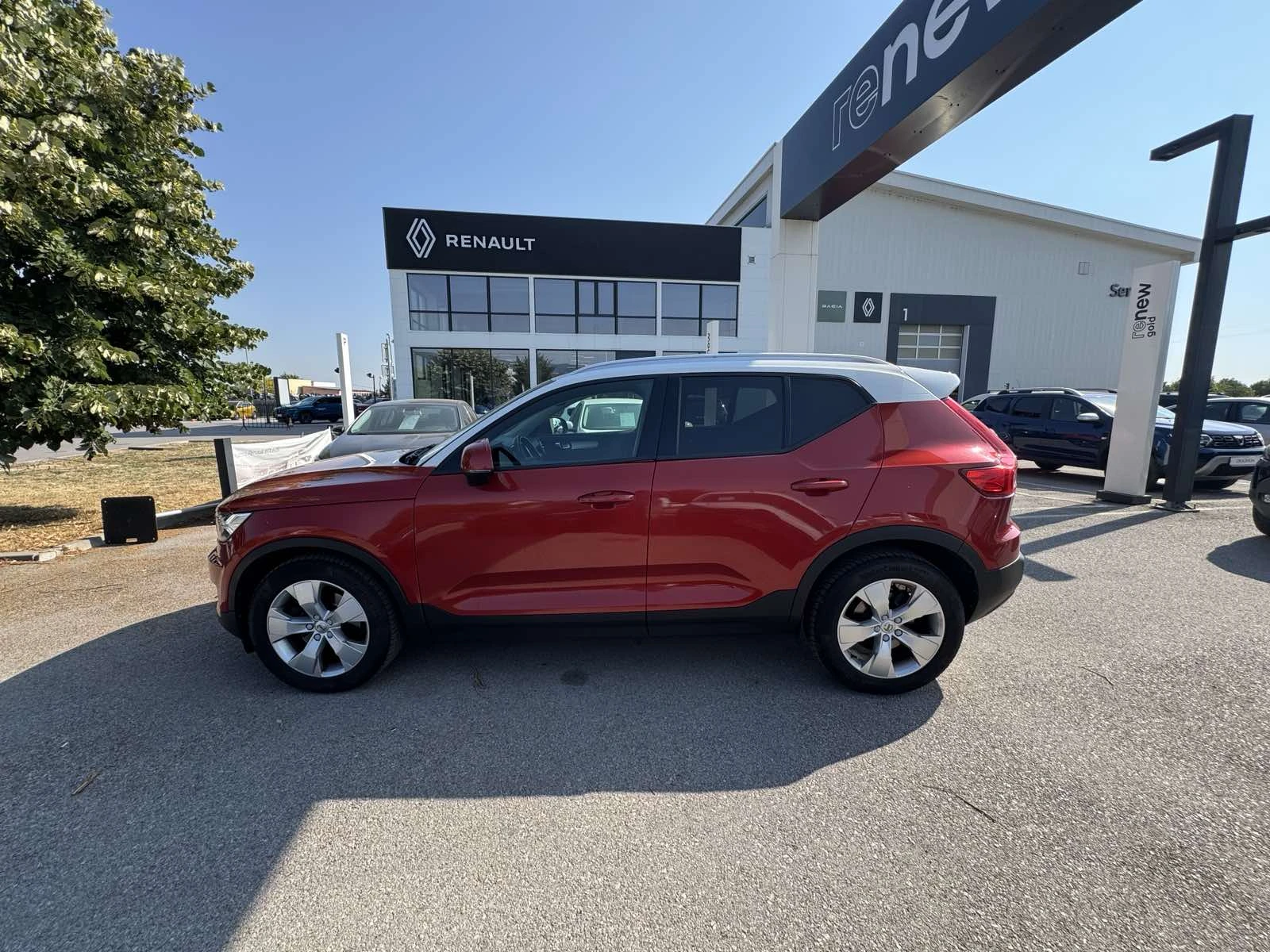 Volvo XC40 D3 4x4, снимка 3 - Автомобили и джипове - 55614842