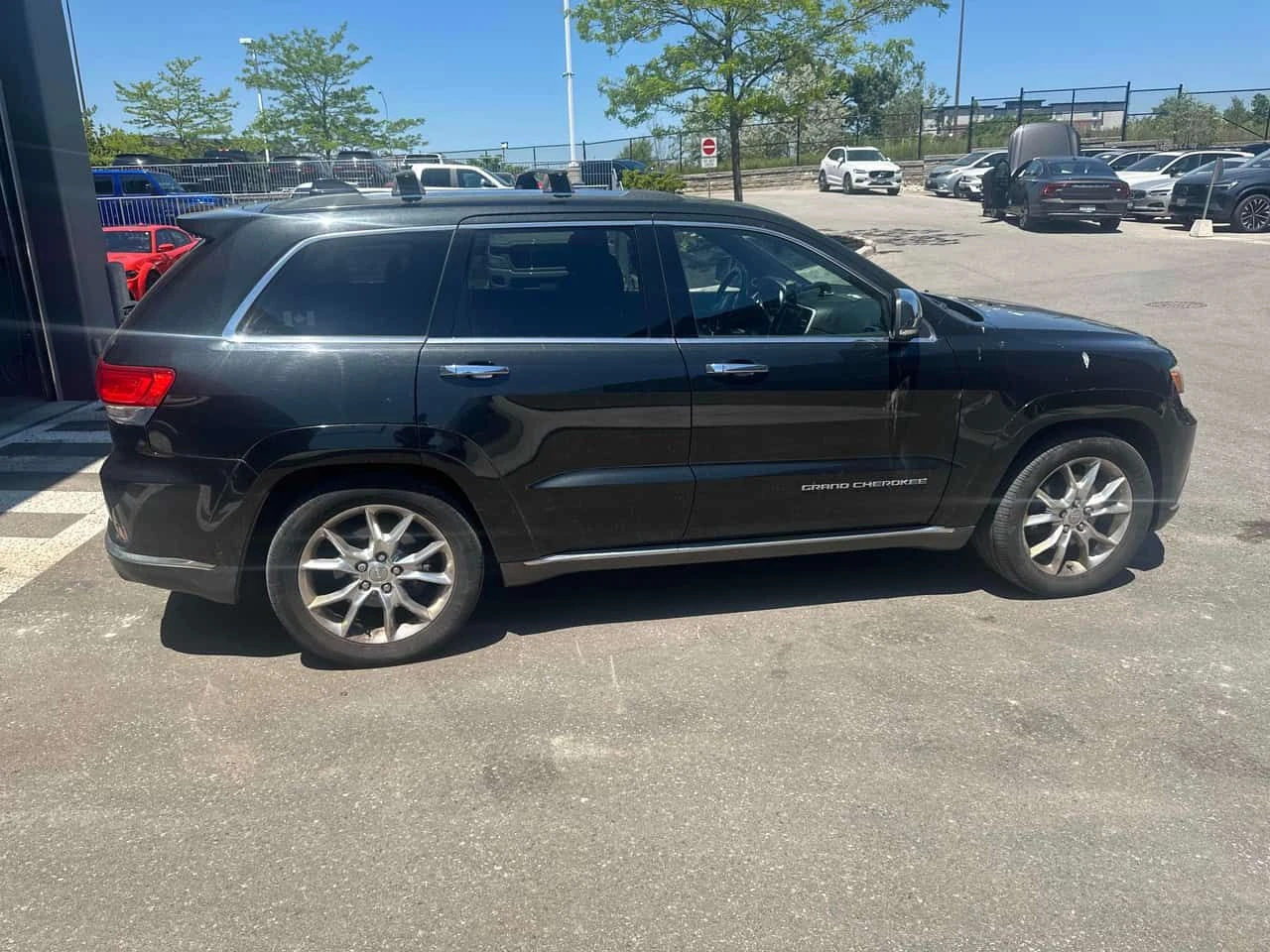 Jeep Grand cherokee * Summit * 5.7 HEMI * CARFAX, снимка 3 - Автомобили и джипове - 55629017