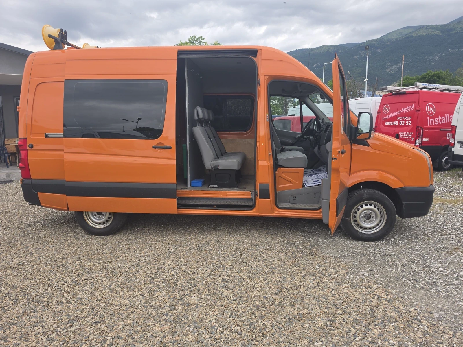 VW Crafter 6 места 2.5TDI