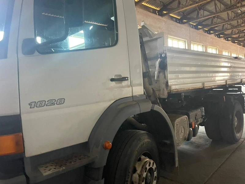 Mercedes-Benz Atego Тристранен Самосвал, снимка 1 - Камиони - 47145060