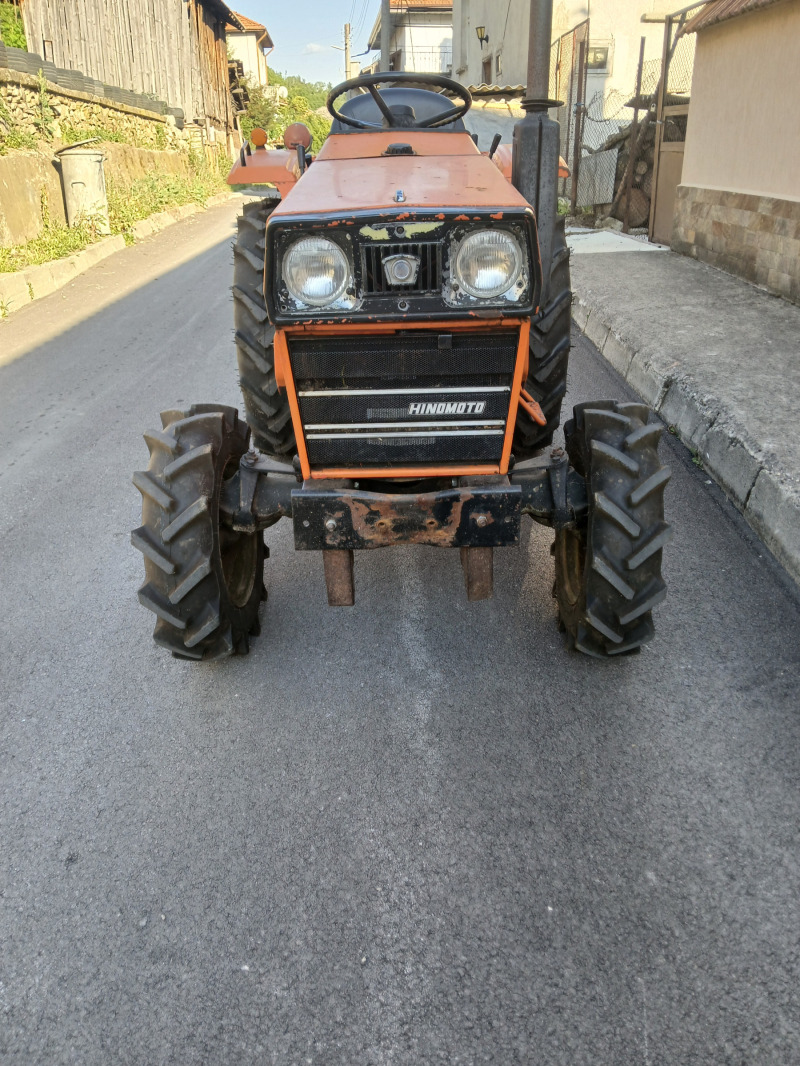 Трактор Hinomoto E204, снимка 3 - Селскостопанска техника - 46440716