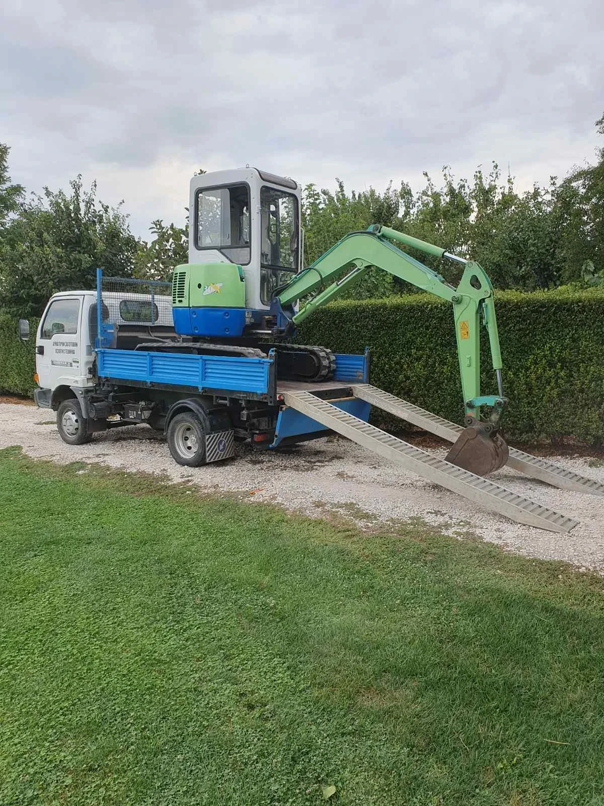 Багер Hitachi IHI EX 30 - изображение 2