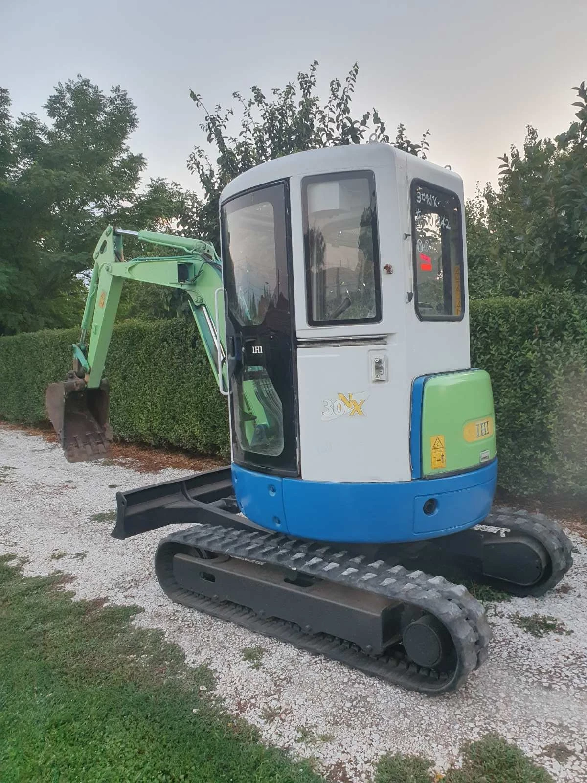 Багер Hitachi IHI EX 30 - изображение 7