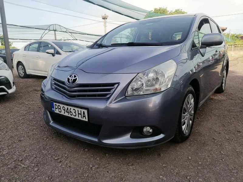 Toyota Verso 2.0 D4D 126 к.с., снимка 1 - Автомобили и джипове - 46911043