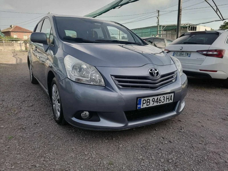 Toyota Verso 2.0 D4D 126 к.с., снимка 4 - Автомобили и джипове - 46911043