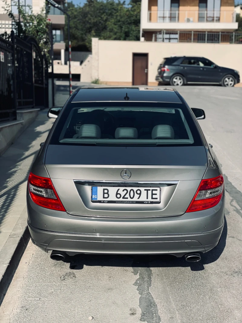 Mercedes-Benz C 320, снимка 5 - Автомобили и джипове - 47154661