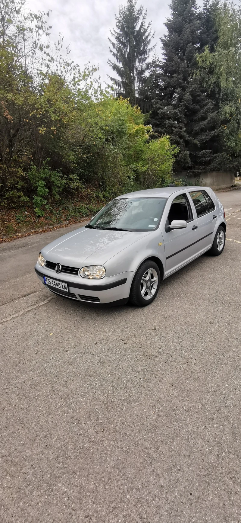 VW Golf 4, снимка 1 - Автомобили и джипове - 47465733