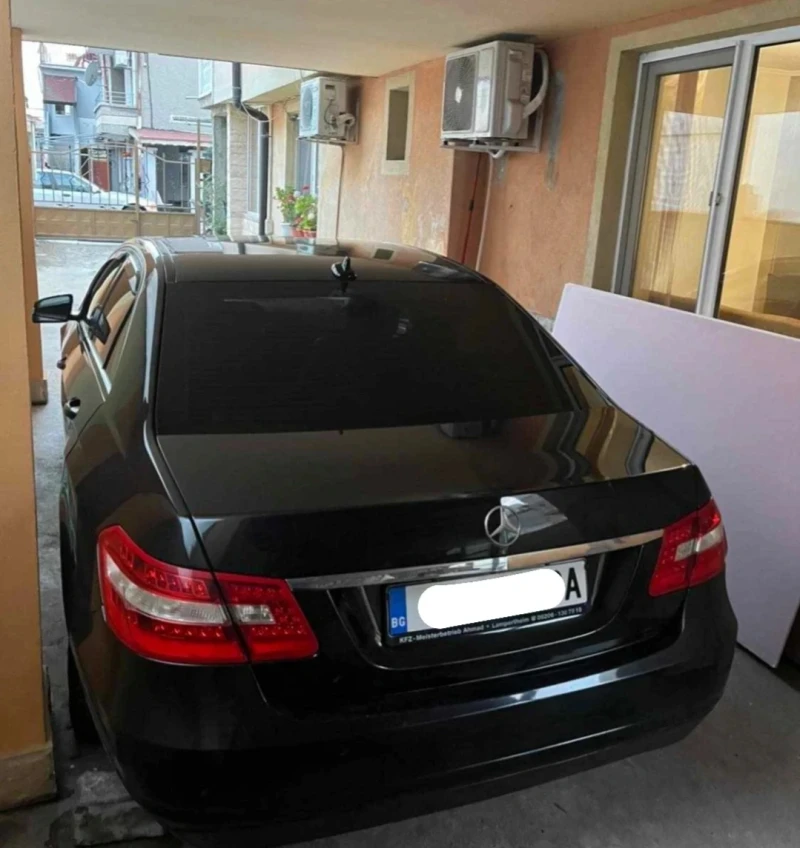 Mercedes-Benz E 200, снимка 6 - Автомобили и джипове - 47842693