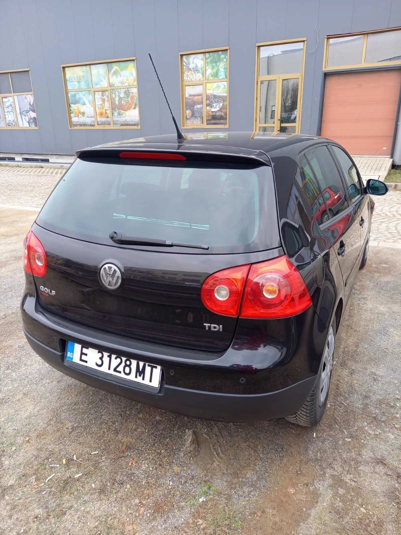 VW Golf, снимка 2 - Автомобили и джипове - 48990389