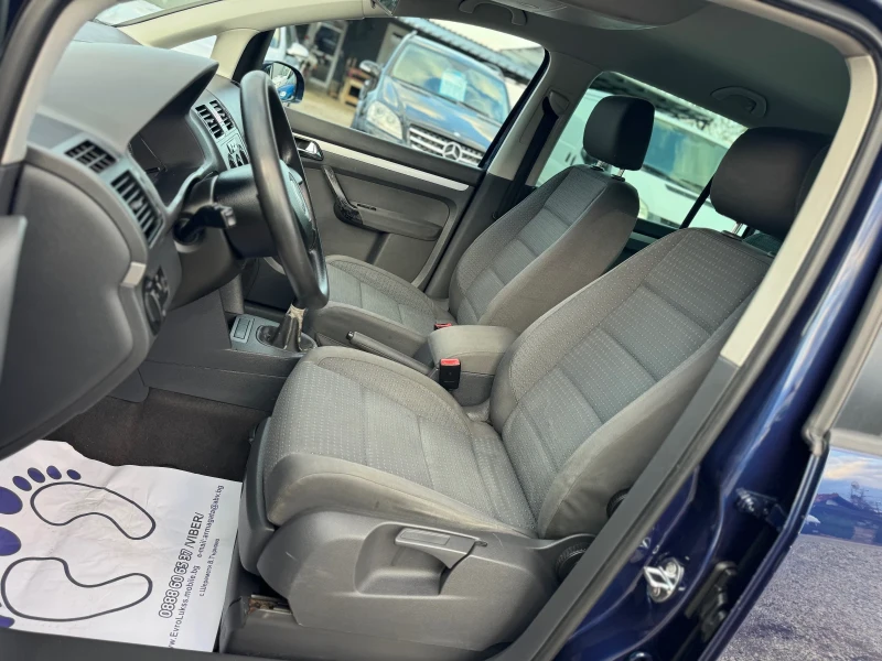 VW Touran 1.9TDI 101кс 6с 7-места КЛИМА МЛЪК-ДАНЪК , снимка 10 - Автомобили и джипове - 49847343