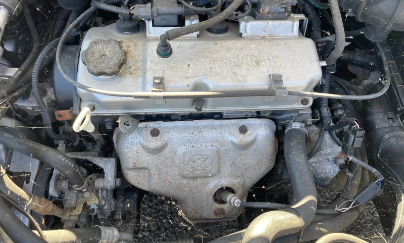 Mitsubishi Space star 1.3 i, снимка 6 - Автомобили и джипове - 53162239