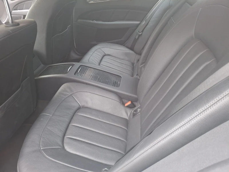 Mercedes-Benz CLS 400, снимка 9 - Автомобили и джипове - 52944079