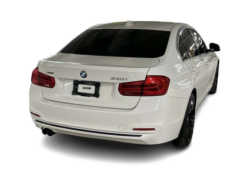 BMW 330 * xDrive * CARFAX * ЦЕНА ДО БГ, снимка 5 - Автомобили и джипове - 53233921