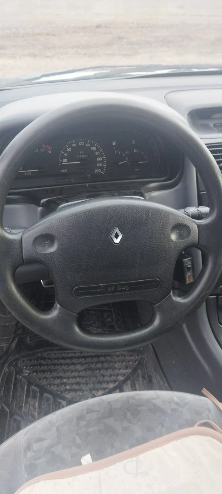 Renault Laguna, снимка 3 - Автомобили и джипове - 49497564