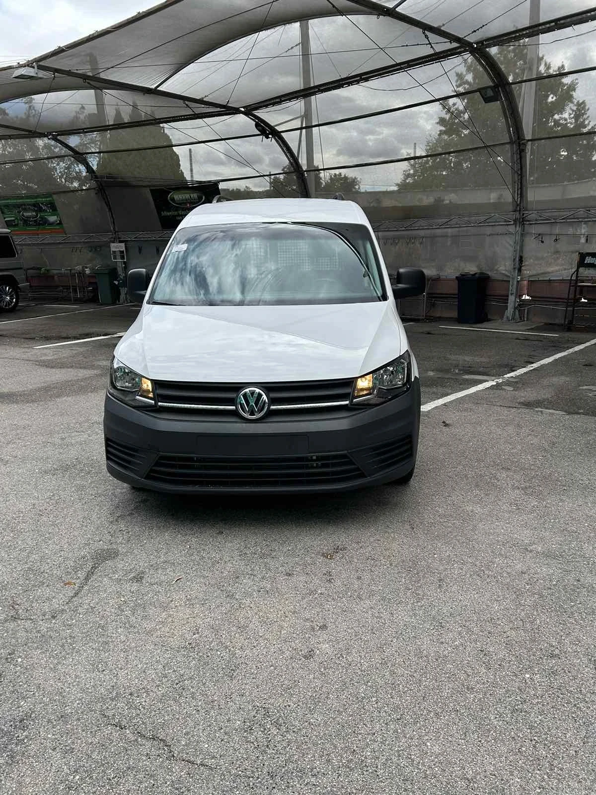 VW Caddy 2.0 TDI SWISS, снимка 1