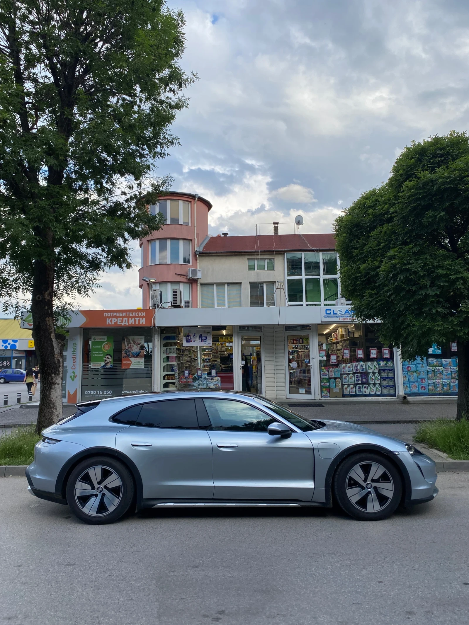 Porsche Taycan Cross Turismo - изображение 6