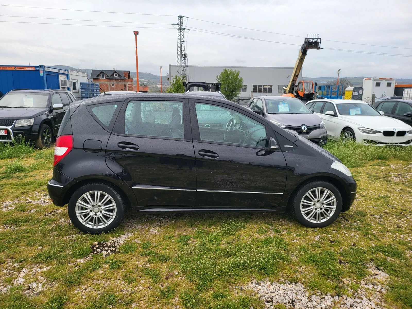 Mercedes-Benz A 180  - изображение 4