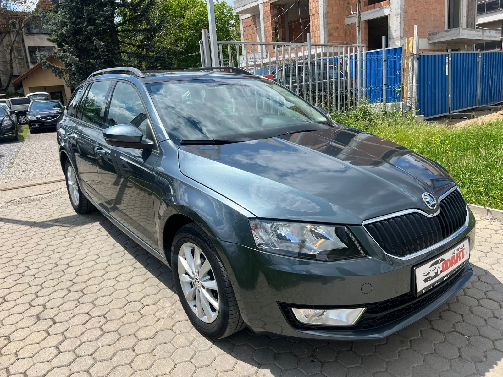 Skoda Octavia 1.4i/G-TEC/NAVI/РЕАЛНИ КМ ! ! !  - изображение 3