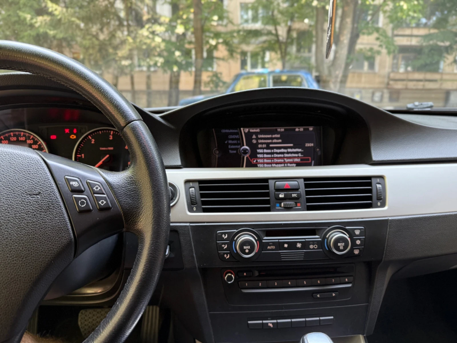 BMW 320 E91 - изображение 9