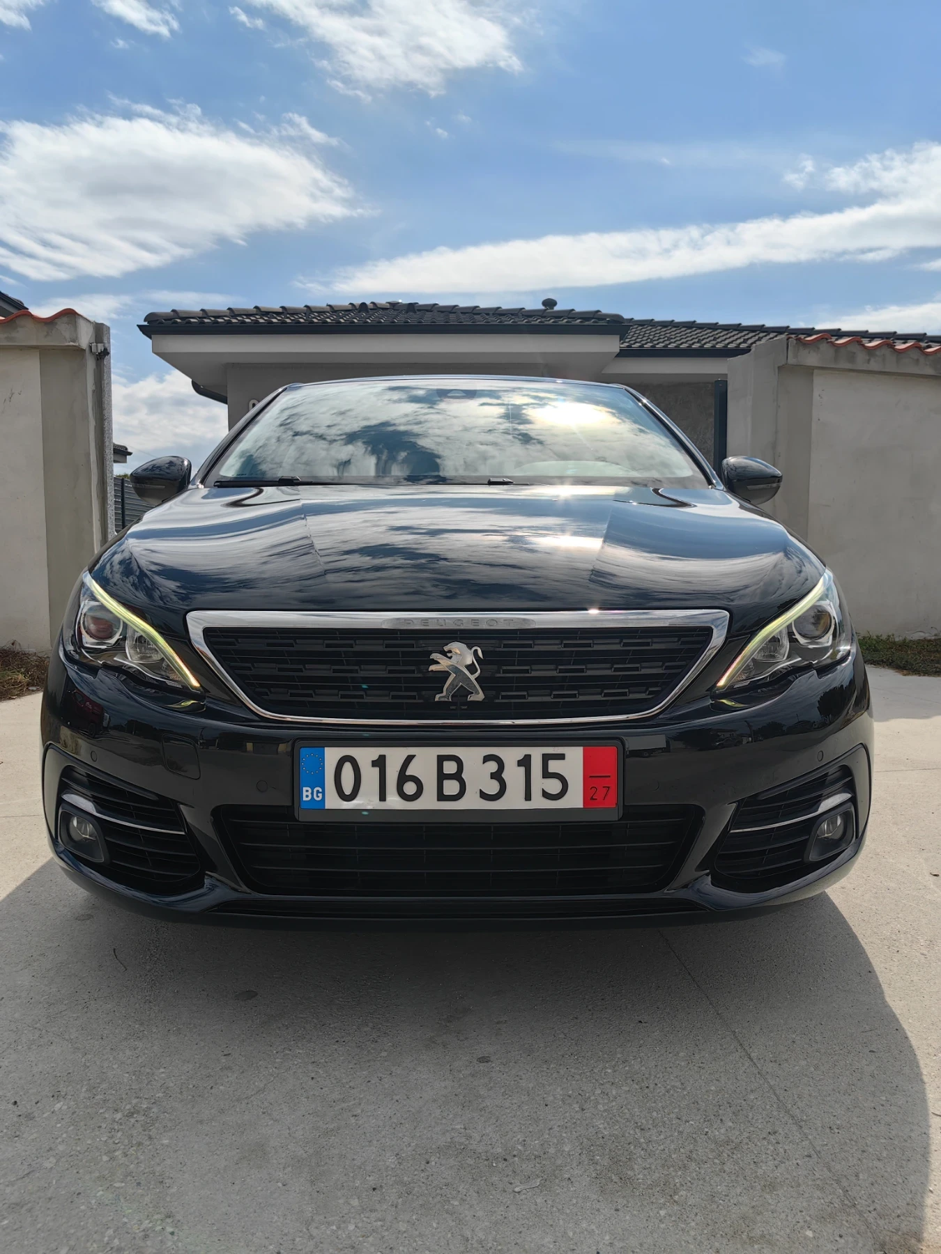 Peugeot 308 1.5D SW Active Автомат - изображение 2
