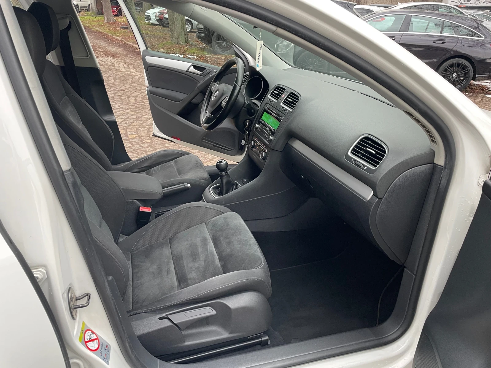 VW Golf 1.6TDI HIGHLINE �������� ��������� ������  | Mobile.bg � ����������� 10