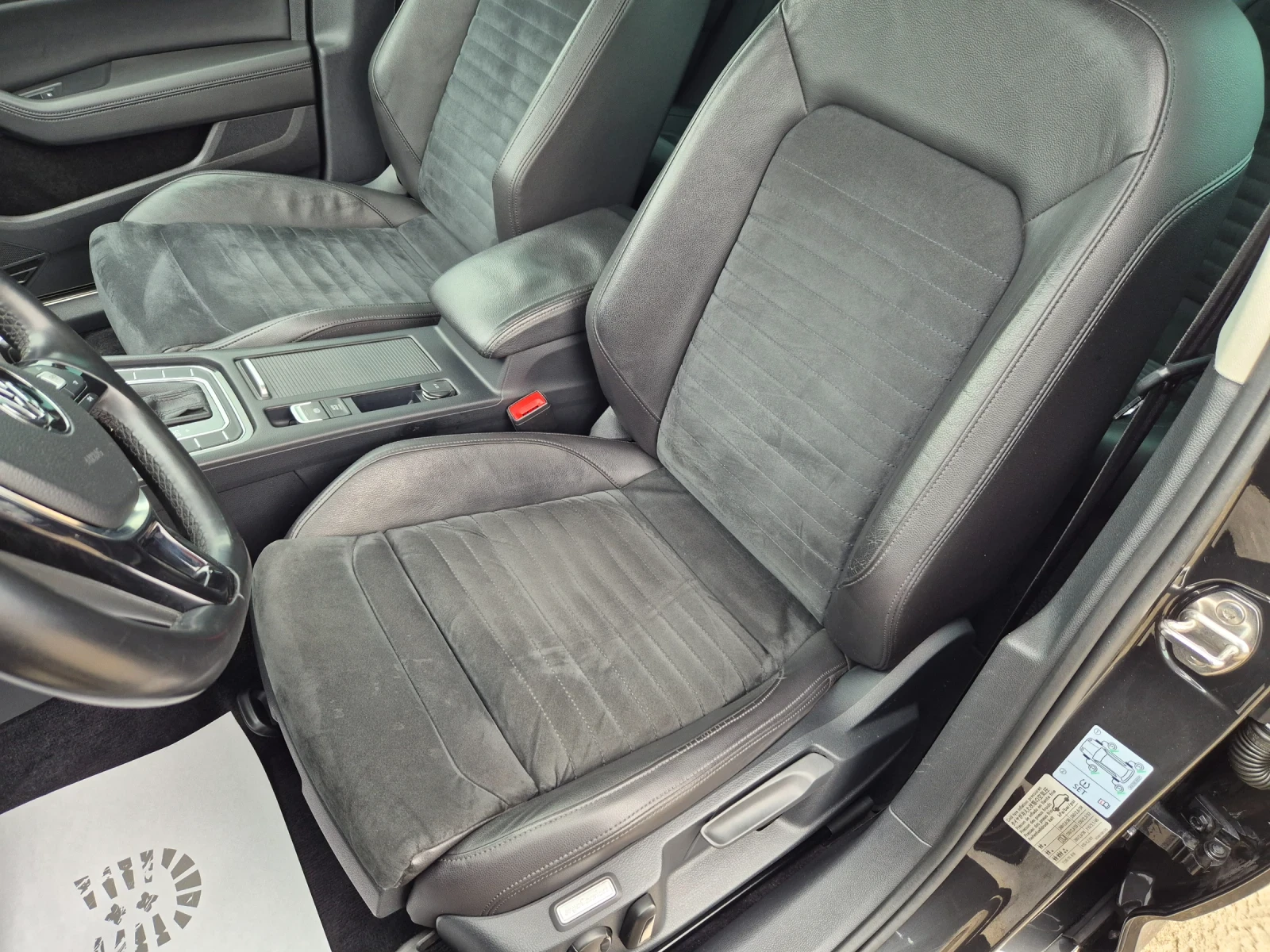 VW Passat 2.0TDI Highline - изображение 9