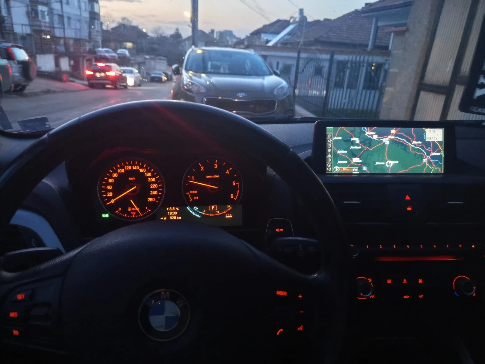 BMW 118, снимка 11 - Автомобили и джипове - 53132843