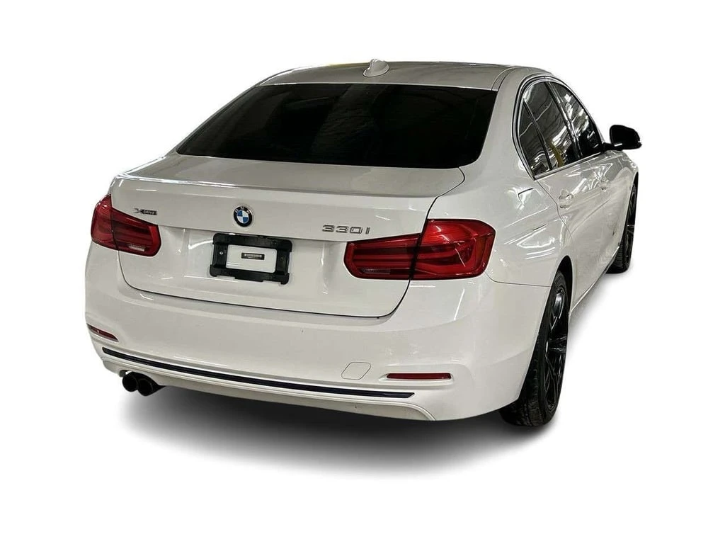 BMW 330 * xDrive * CARFAX * ���� �� �� | Mobile.bg � ����������� 5