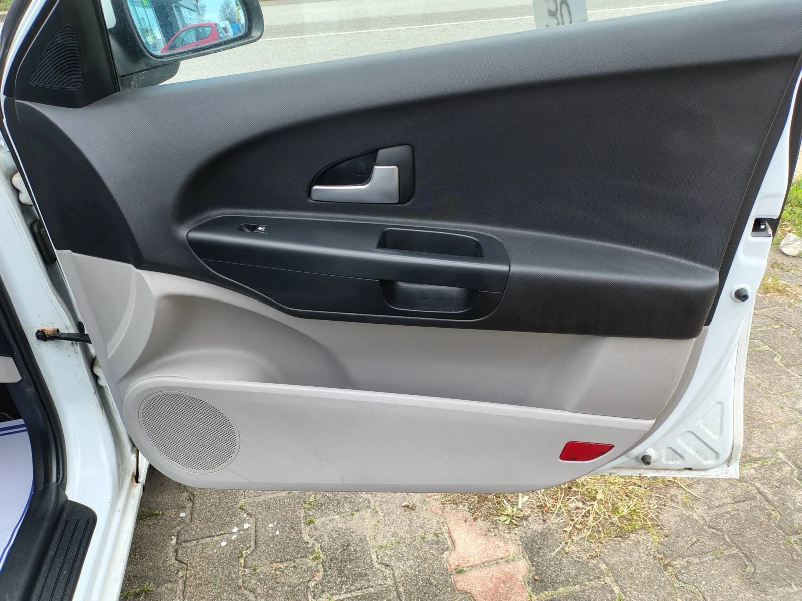 Kia Ceed 1.6 crdi | Mobile.bg � ����������� 13