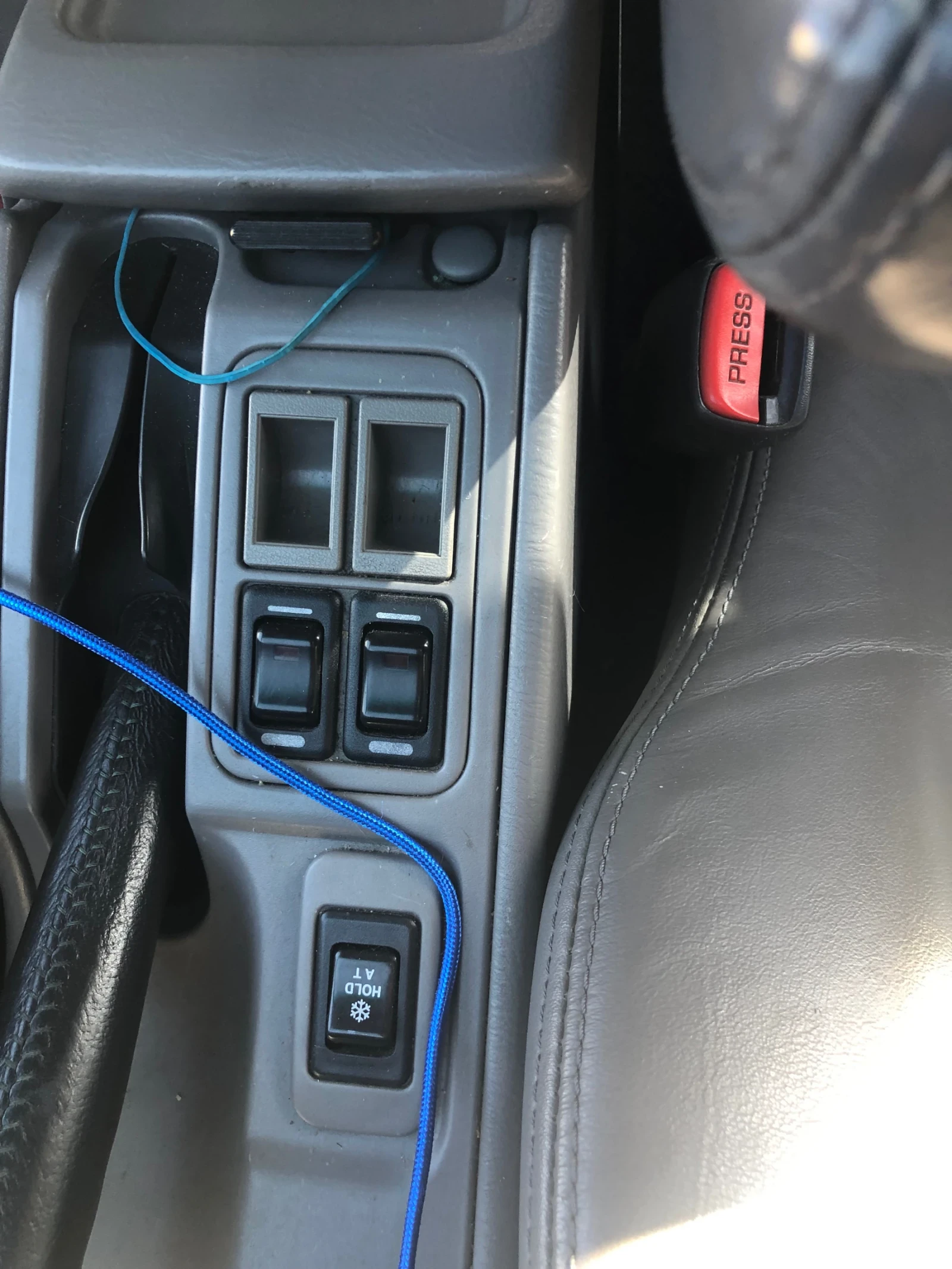 Subaru Forester 2, 0 T WRX - изображение 10