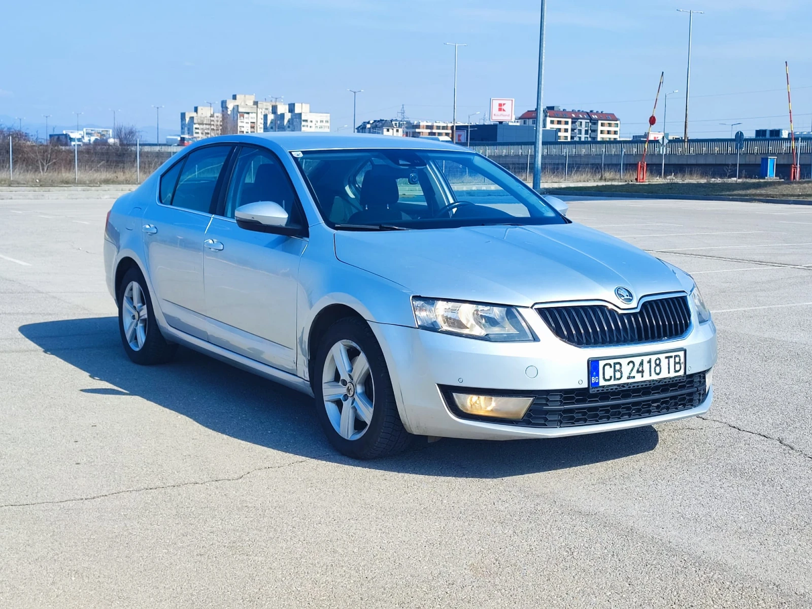 Skoda Octavia, снимка 7 - Автомобили и джипове - 53708164