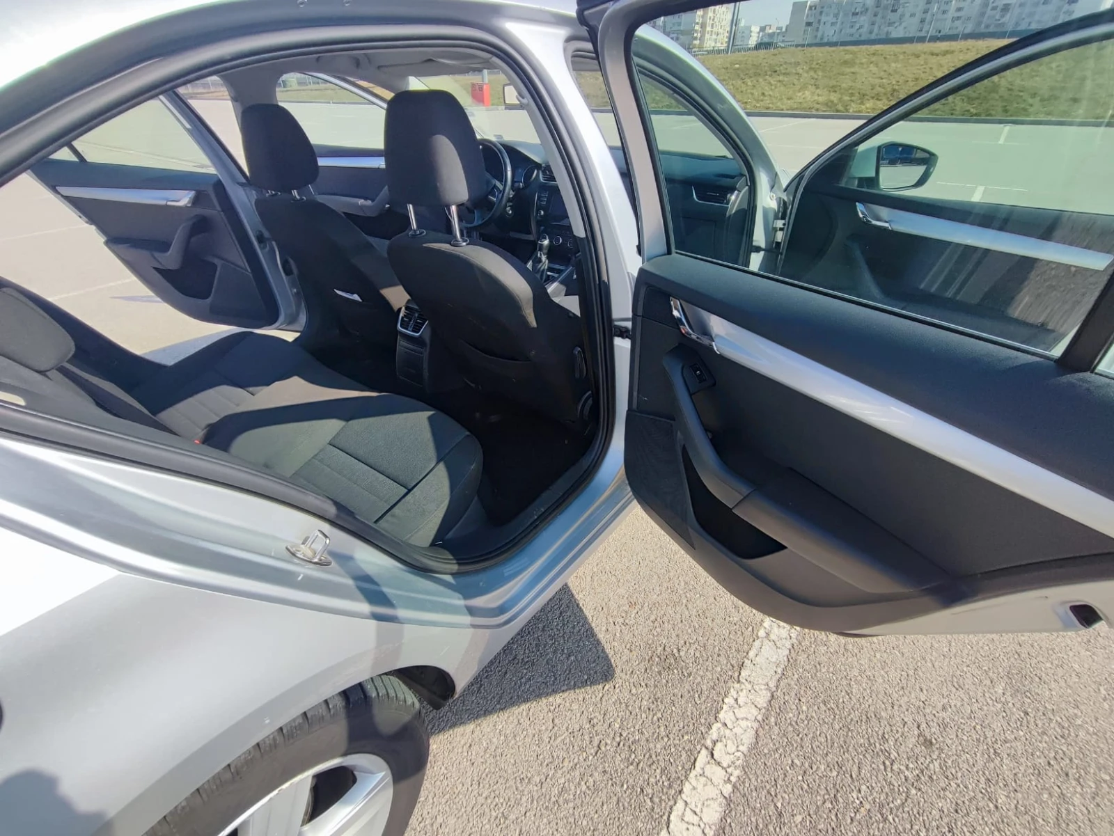 Skoda Octavia, снимка 12 - Автомобили и джипове - 53708164