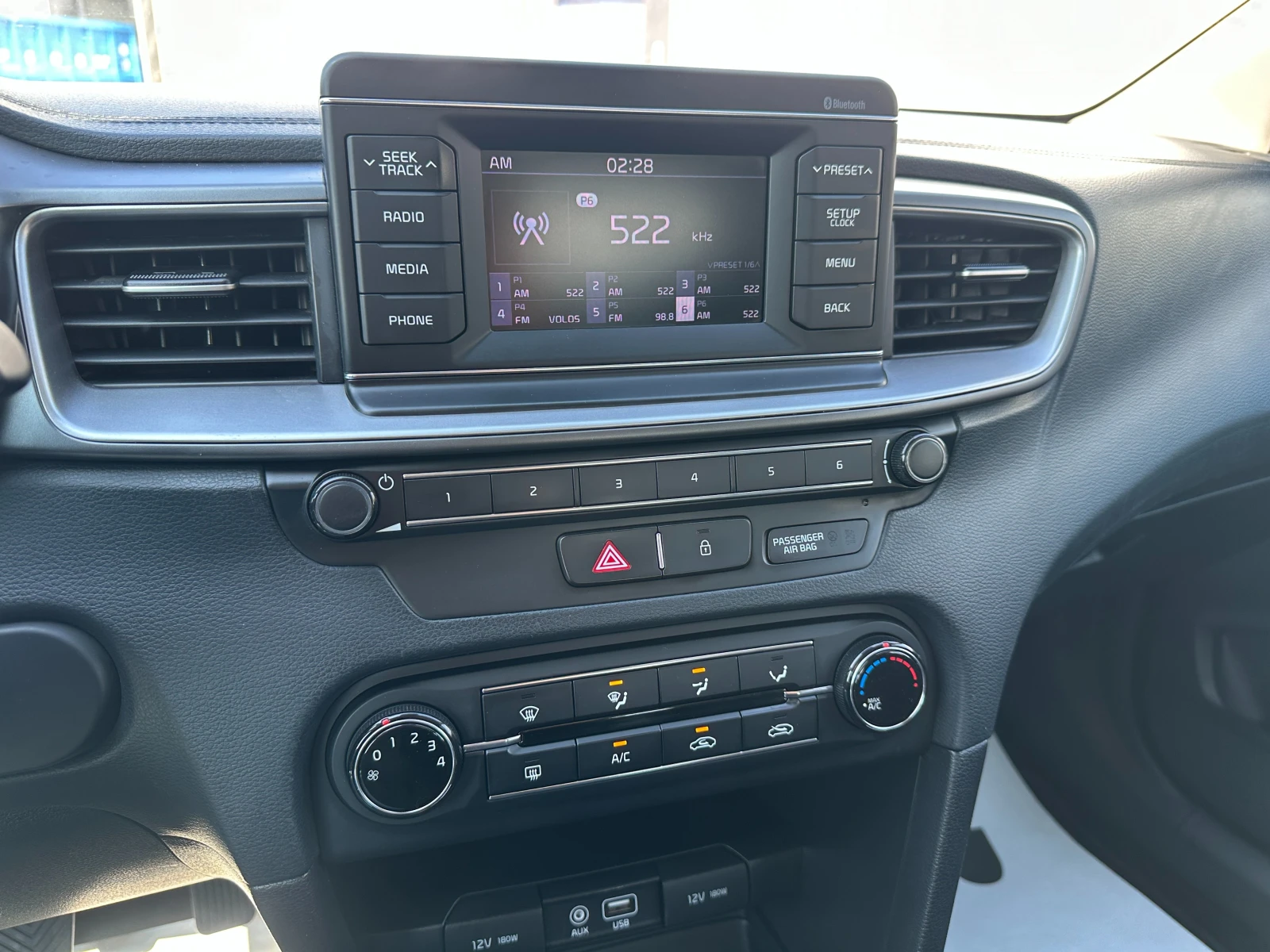 Kia Ceed, снимка 12 - Автомобили и джипове - 53746362