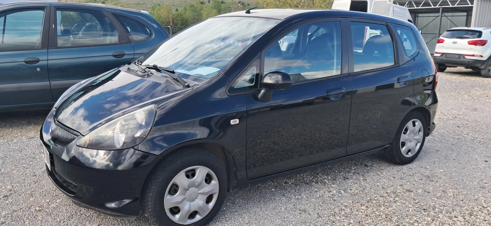 Honda Jazz 1.3i, снимка 2 - Автомобили и джипове - 54382485