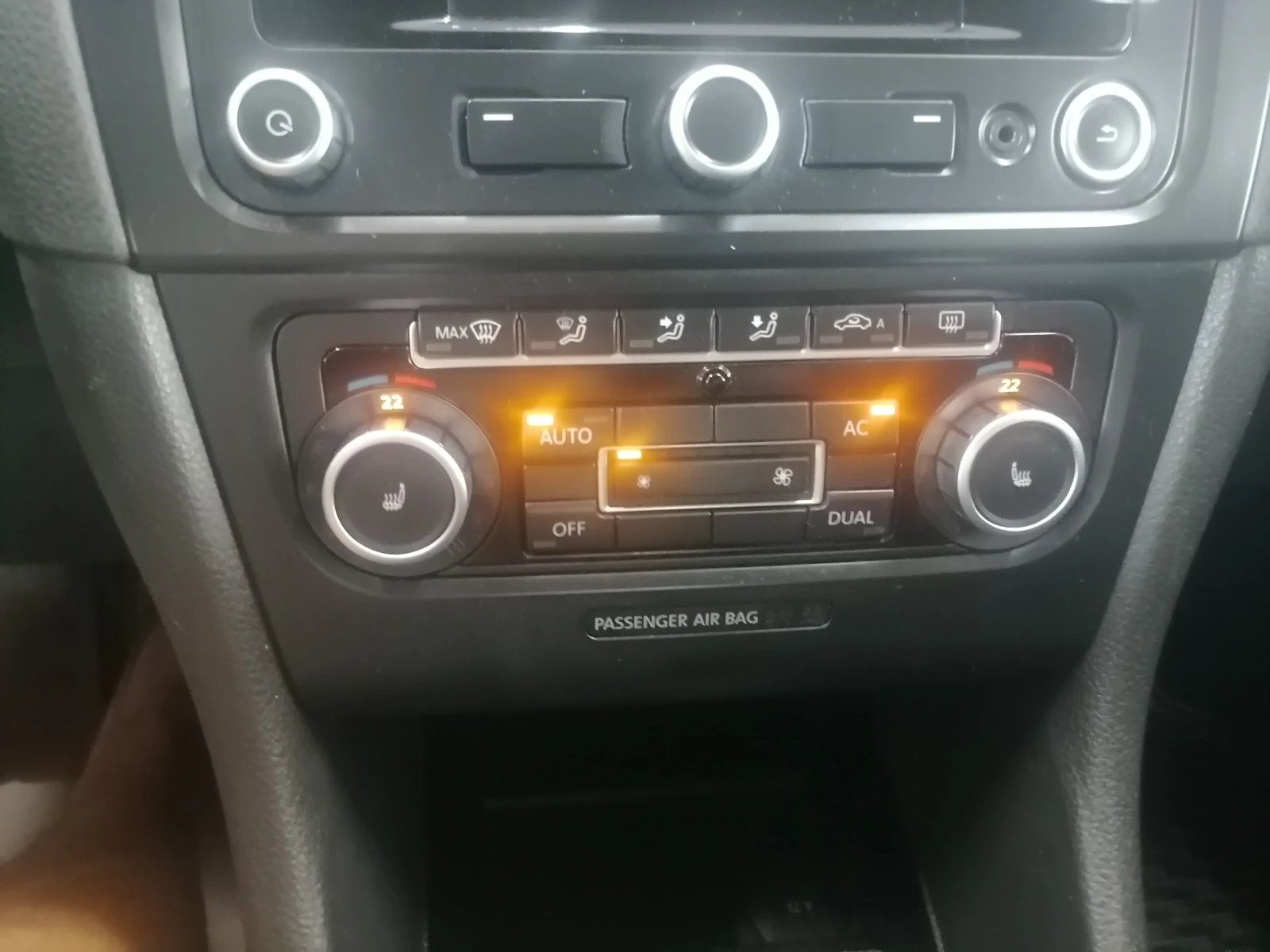 VW Golf 1.6 i Германия, снимка 11 - Автомобили и джипове - 55269113