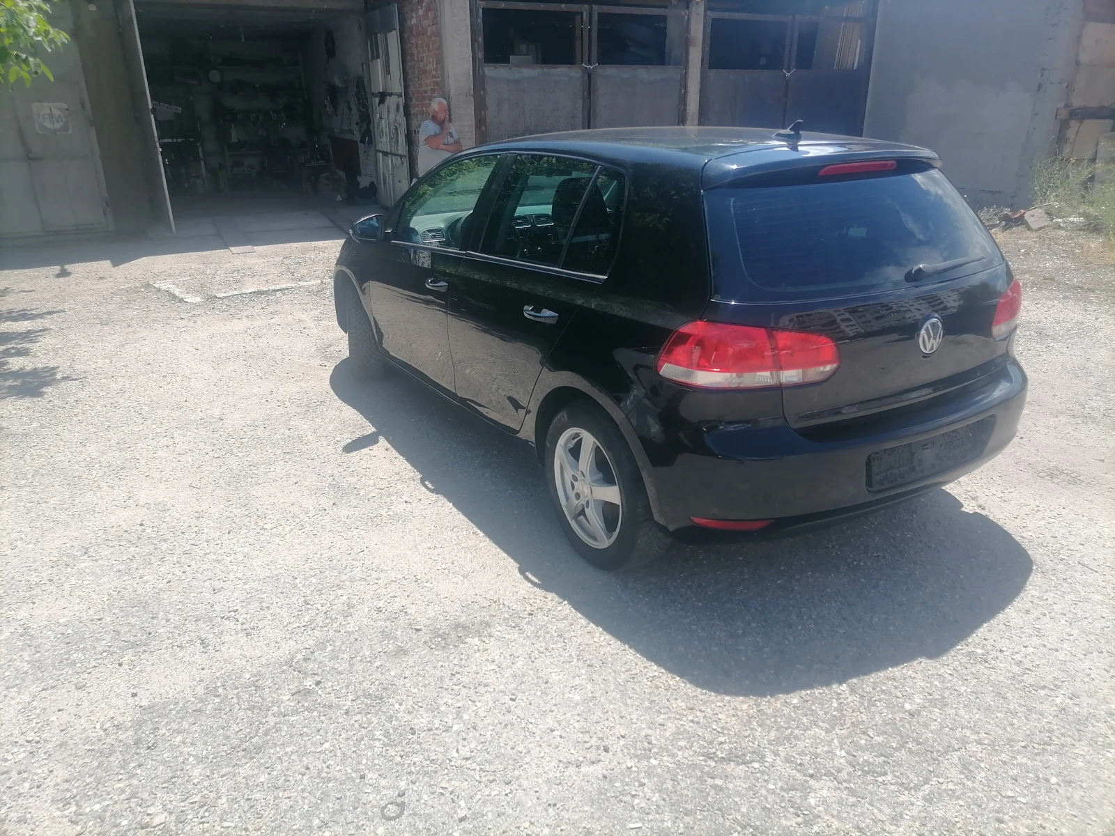 VW Golf 1.6 i Германия, снимка 4 - Автомобили и джипове - 55269113
